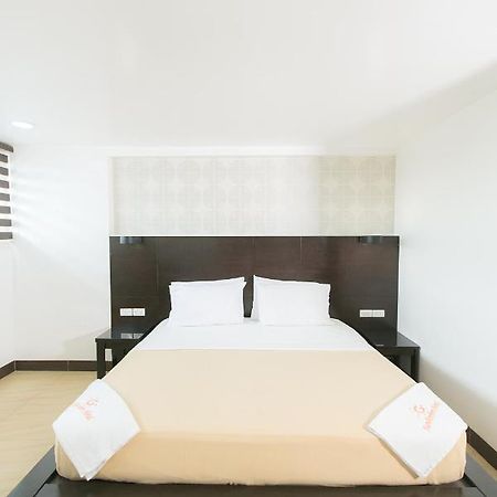 Sun Garden Hotel Tarlac Exterior foto